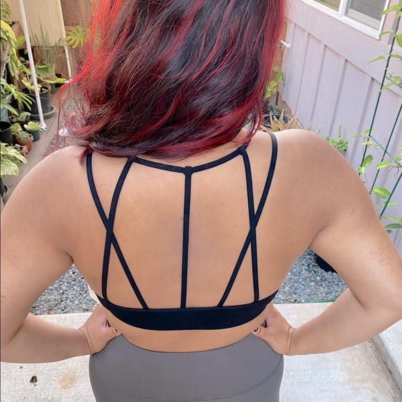 Strappy Sports Bra - Picture 2 of 5